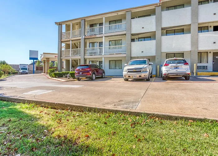 Studio 6 Dfw Airport North Irving